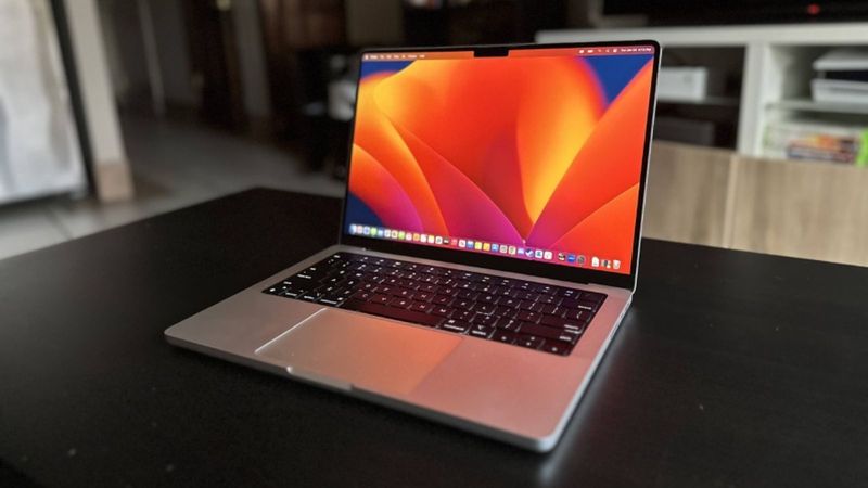 Macbook Pro 14