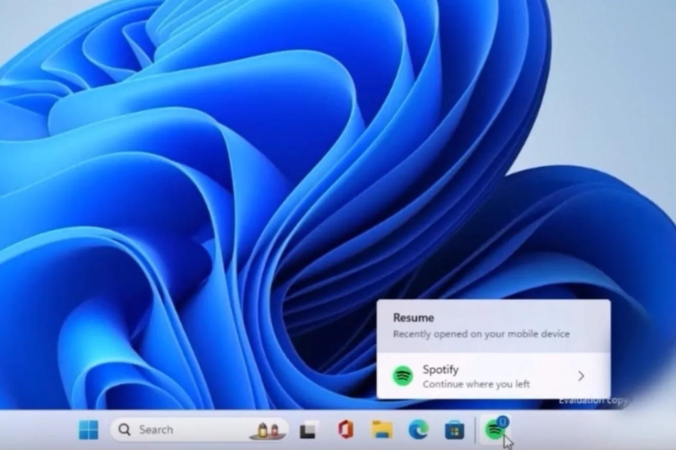 windows-11-se-co-tinh-nang-handoff-giong-macos-giua-dien-thoai-va-pc