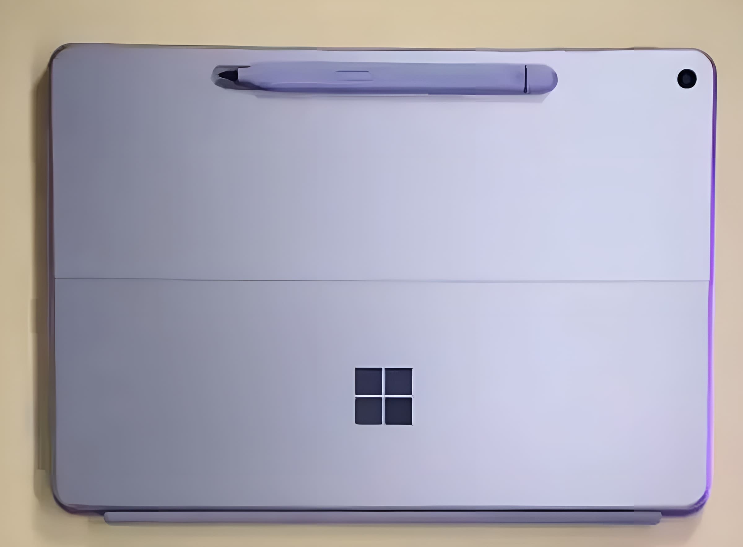 microsoft-he-lo-phien-ban-surface-slim-pen-mau-cam