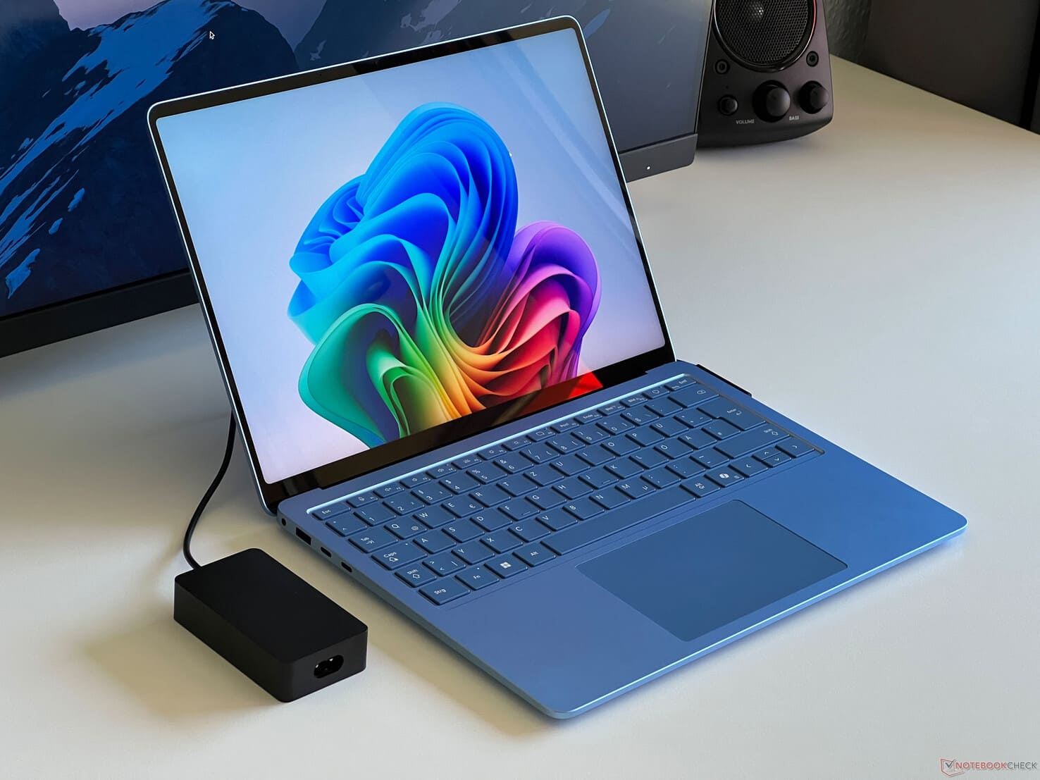 danh-gia-surface-laptop-7-13.8-inch-surfacecity