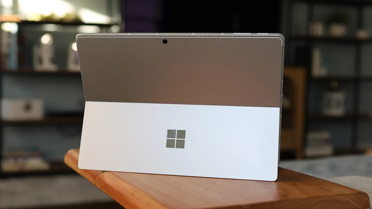 danh-gia-surface-pro-12-intel-core-ultra-series-3