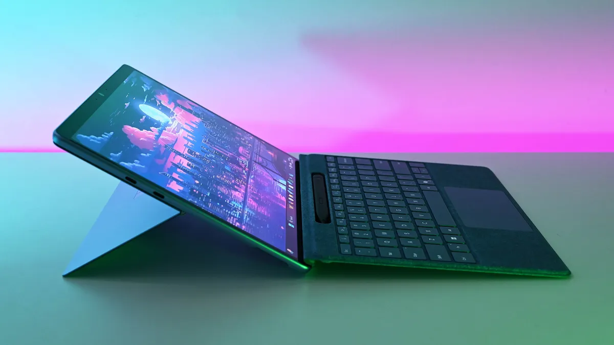 so-sanh-surface-pro-12-va-surface-pro-11