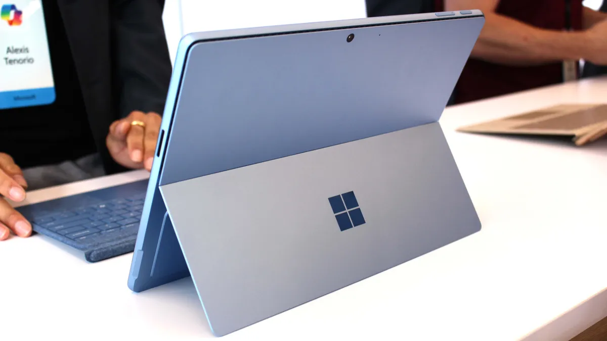so-sanh-surface-pro-12-va-surface-pro-11