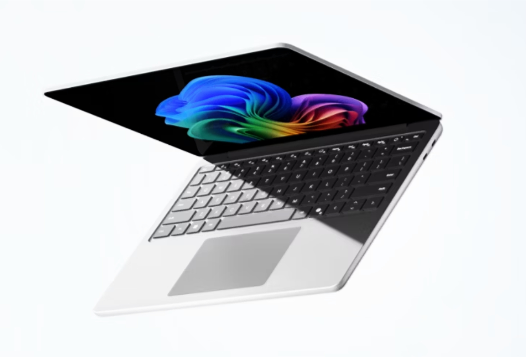 Surface Laptop 13 inch 2026 chuyển sang Intel Panther Lake, nâng RAM tối đa lên 24GB 2 surface-laptop-13-inch-2026-chip-intel-panther-lake-ram-24gb