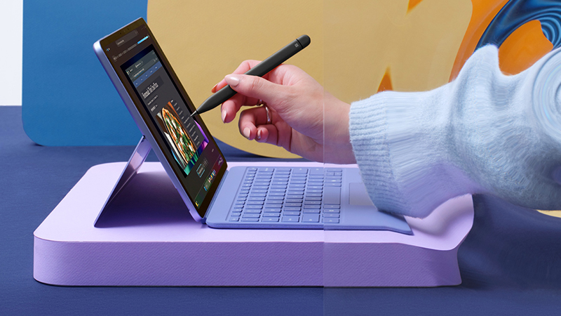 Cận cảnh hộp máy đập hộp chính hãng Surface Pro 12 inch
