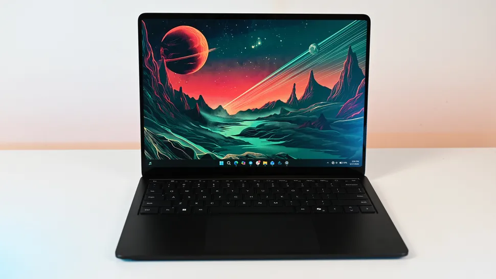 Microsoft mở bán Surface Laptop 8 và Surface Pro 12 Business Snapdragon X2 2 surface-laptop-8-va-surface-pro-12-business