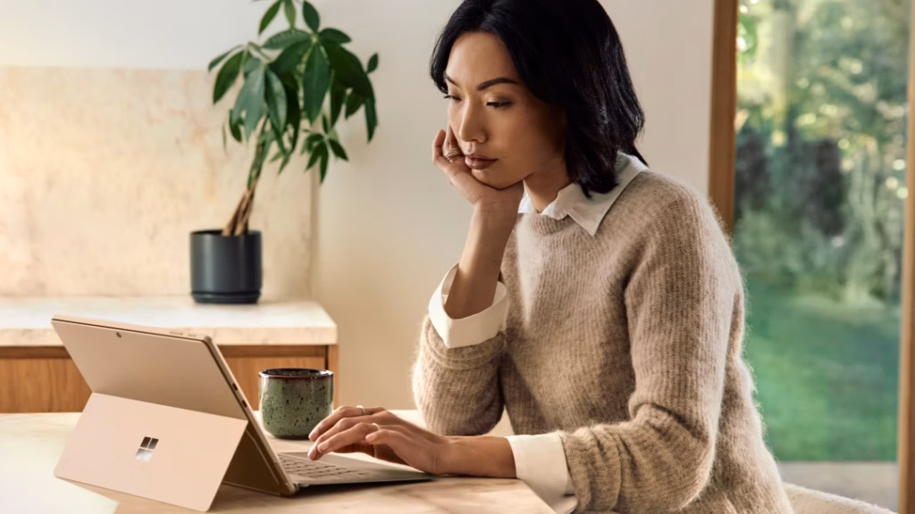 Hướng dẫn chọn mua và đánh giá Surface Pro thế hệ mới: Sức mạnh vượt trội từ trí tuệ nhân tạo 1 huong-dan-chon-mua-va-danh-gia-surface-pro