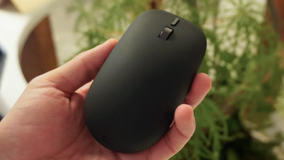 microsoft-ra-mat-chuot-surface-mouse-moi