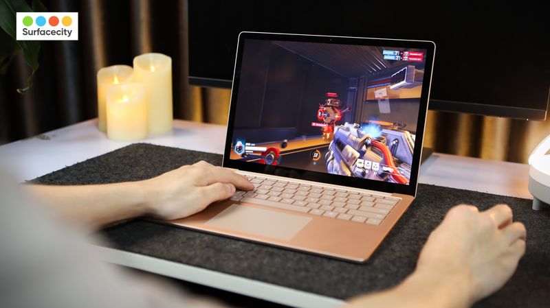 Surface Laptop 6 tiêu dùng